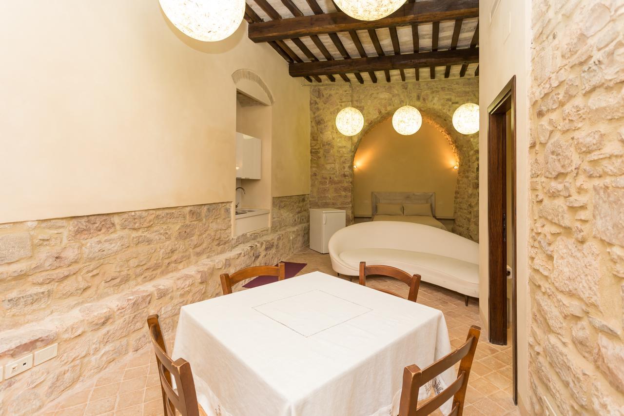 Apartments By La Zuppa Inglese Assisi Buitenkant foto